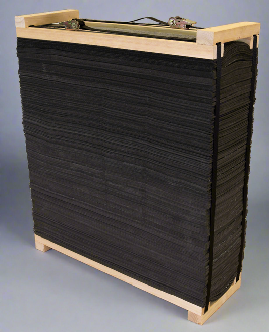 AVALON FOAM TARGET WITH WOODEN FRAME PACK BAND 90x90x30cm