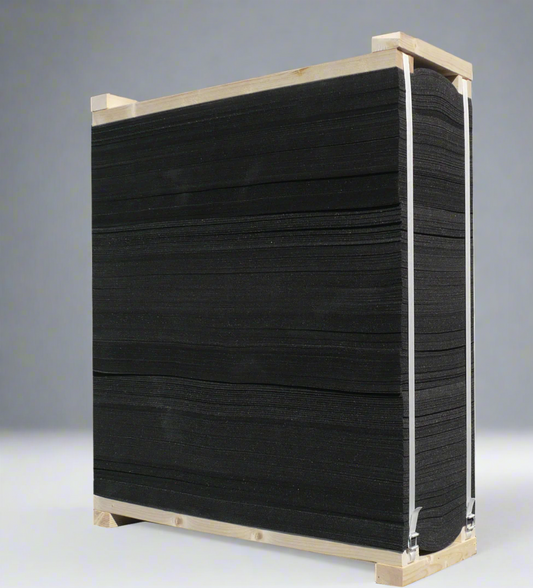 TARGETTECH FOAM TARGET WITH WOODEN FRAME 130x130x30cm BANDED